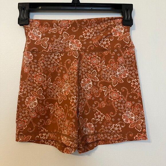 Ultra Flirt Brown Paisley Biker Shorts - Picture 1 of 3